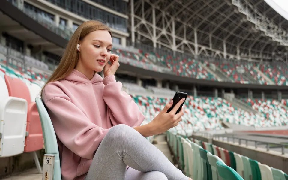 4G LTE and 5G Solutions in NFL Stadiums