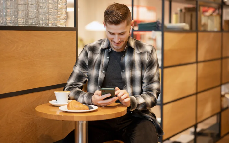 Stay Connected Anywhere with Horizon Mobile Hotspots