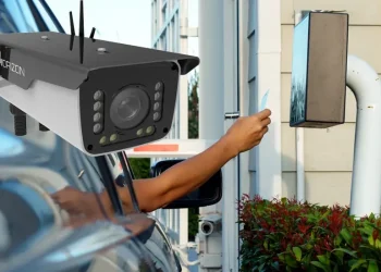 Cameras for Fleet Management and Driver Safety (1)