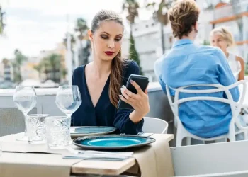 LTE for Quick Service Restaurants (1)