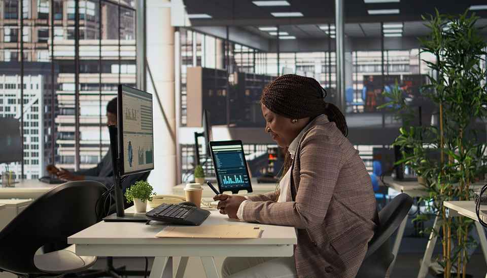 Seamless Connectivity for Smart Homes and Offices (2)