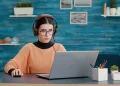 Portable Internet for Students and Online Learning (2)